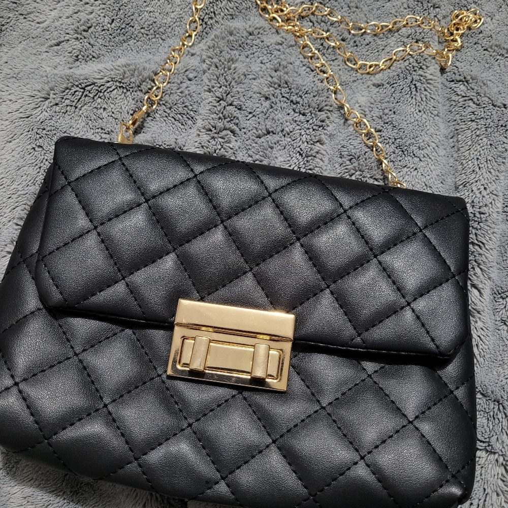 Purses - Picture 8 of 8